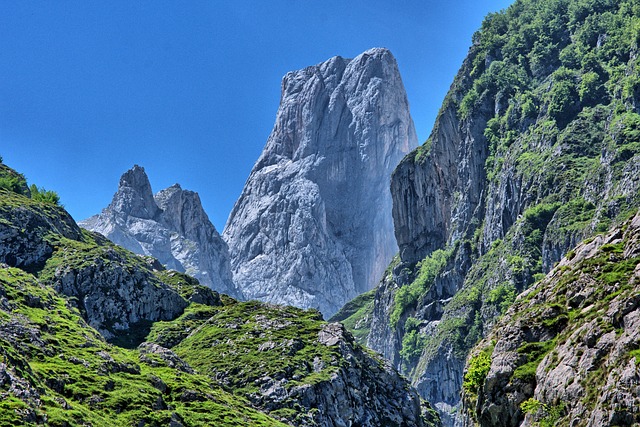 Alquilar una camper para hacer escalada en España