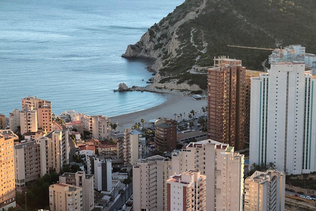 Viaje a los mejores festivales en las playas de España en furgoneta camper