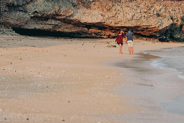 Viaje romántico en verano en autocaravana y camper